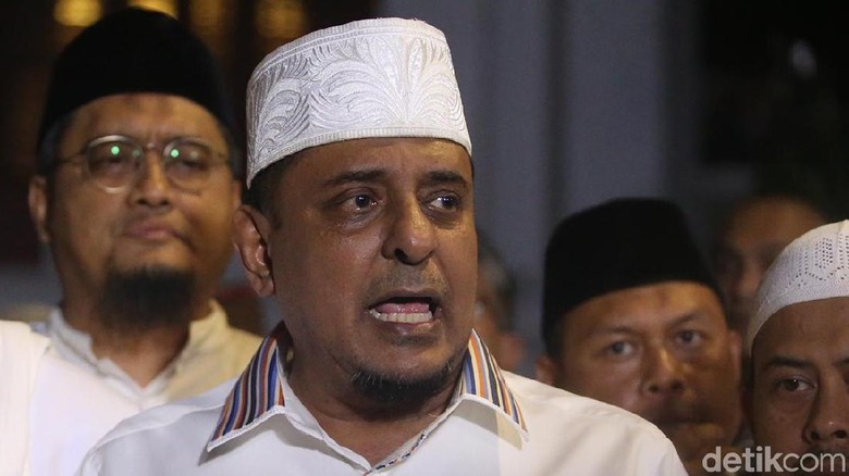 GNPF : Kalau Tak Mau Pecah, Mestinya Jangan Angkat Cawapres Ulama