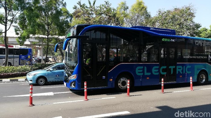 Ini Alasan Moeldoko Beri Nama Bus Listriknya MAB