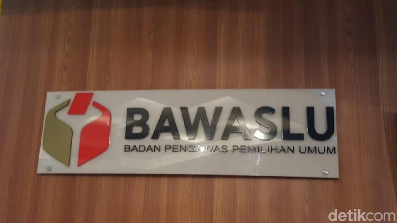 Ketahuan Coblos 20 Surat Suara untuk 02, Warga Kampar Diperiksa Bawaslu