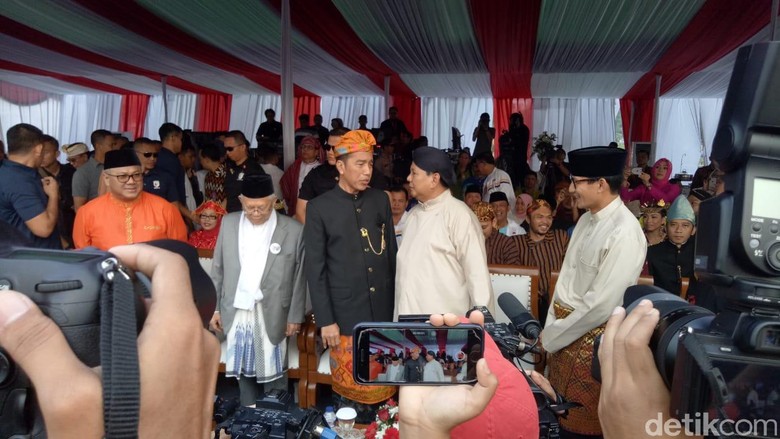 Terpaut Jauh, Begini Peta Jokowi vs Prabowo Kini