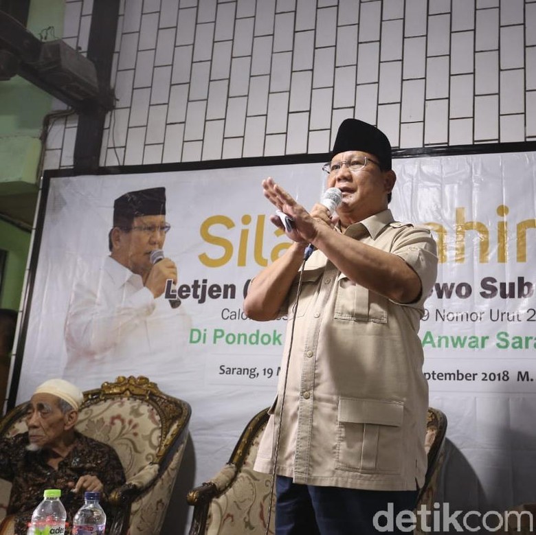 Prabowo Mengaku Keluar Air Mata Sebelum Daftar Capres, Ada Apa?