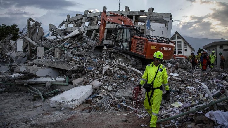 Kunjungi Lokasi Gempa Palu, Sekjen PBB: Saya Melihat Kehancuran. PBB Donasi Rp 765M