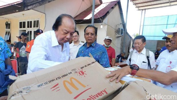 Orang Terkaya RI Kirim Fast Food Pakai Jet Pribadi ke Palu