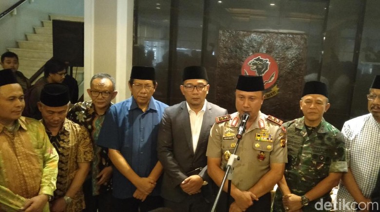 Polisi Lacak Pembawa Bendera Tauhid yang Dibakar di Hari Santri
