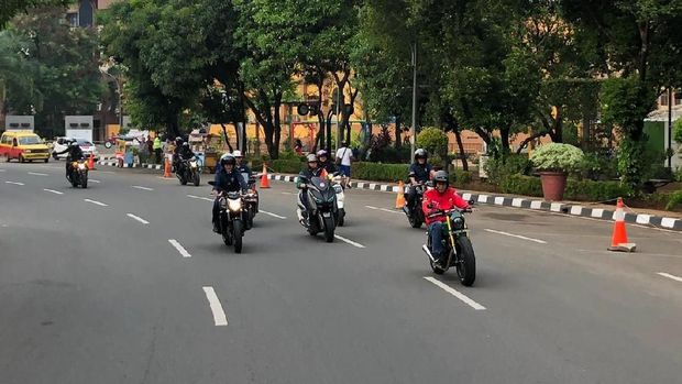 Ditilang karena Lampu Motor Tak Nyala, Mahasiswa: Kenapa Jokowi Tak Ditilang? 