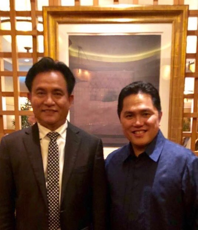 Pernah Bela HTI, Yusril Kini Jadi Pengacara Jokowi ... Gratis pulak!