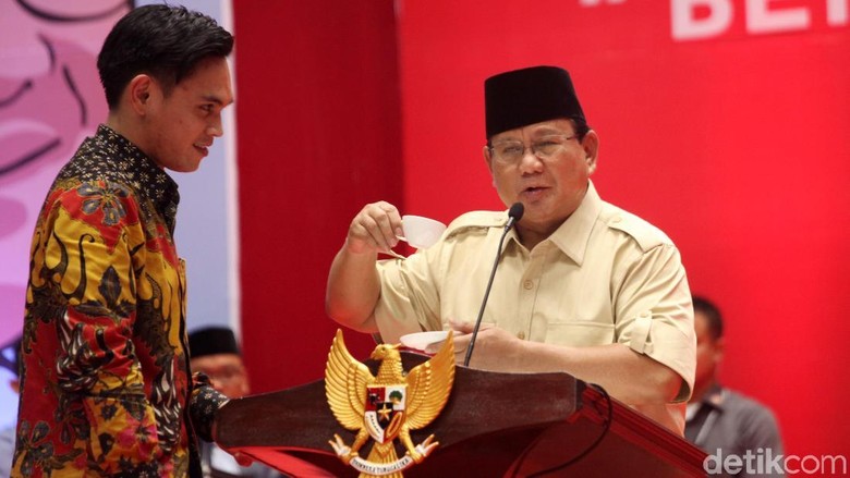 Prabowo Ingatkan Sandiaga Kampanye Bareng Partai Koalisi, Termasuk PD