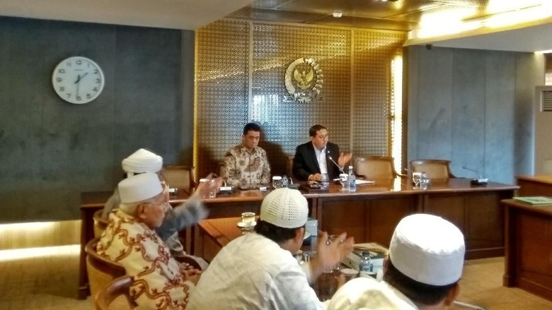 Sebut Ada yang Halangi Aksi Reuni, PA 212 Ngadu ke Fadli Zon