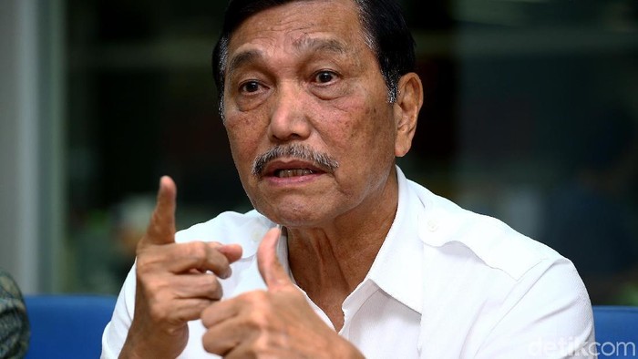 Luhut Buka-bukaan Program Jokowi Terganjal Aturan Berbelit