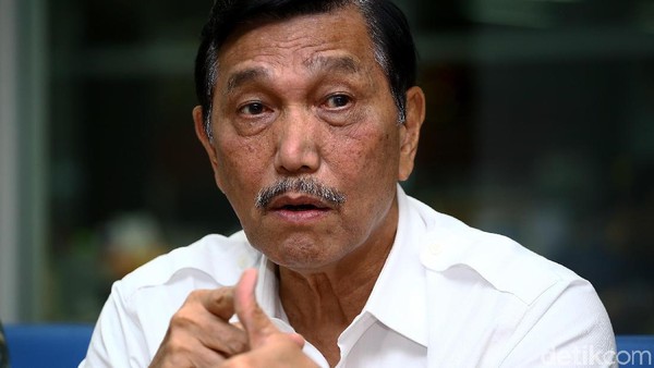 Luhut Tak Mau Lockdown Tanpa Ada Vaksin
