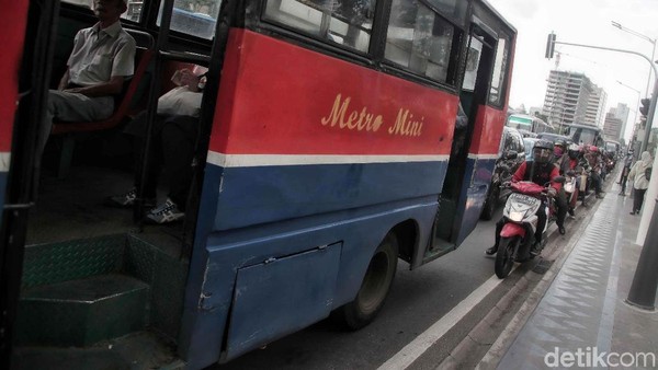 Ketika Ajal Mendekati Metro Mini,Mari Mengenal Sejarahnya.Sebelum Dia Pergi !