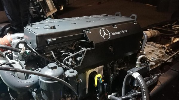 5 Alasan Kenapa Mercedes Benz Menjadi Pilihan Favorit Pengusaha Bus Di Pulau Sumatera