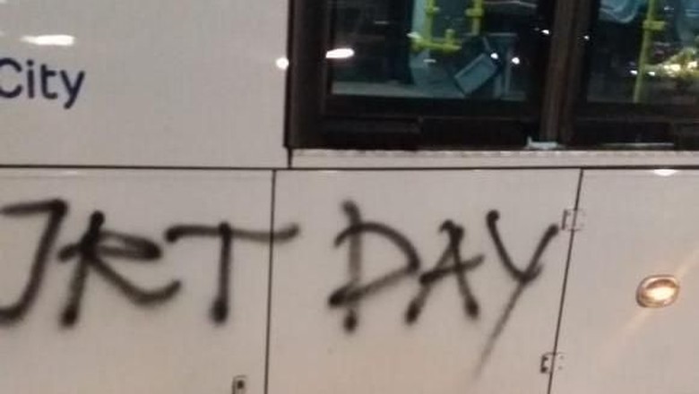 Persija Juara Liga 1, Bus TransJ Dicoreti 'JKT DAY'