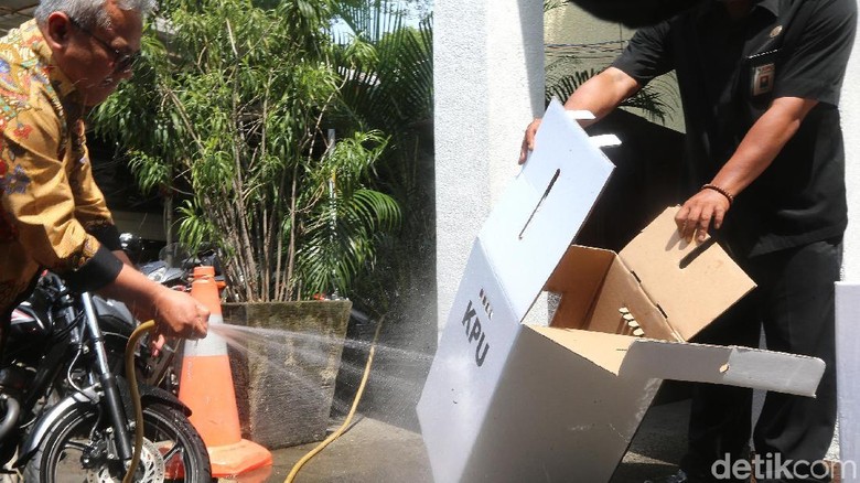 Warganet Usulkan Kotak Pemilu dari Bahan Kesayangan Emak-emak, KPU Beri Bukti