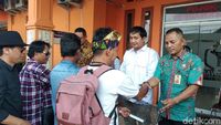 lawan-oso-warga-yogya-hadiahi-bawaslu-diy-jebakan-tikus