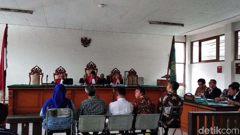  Nyanyian Bupati Neneng Seret Nama Sekda Jabar Hingga Mendagri