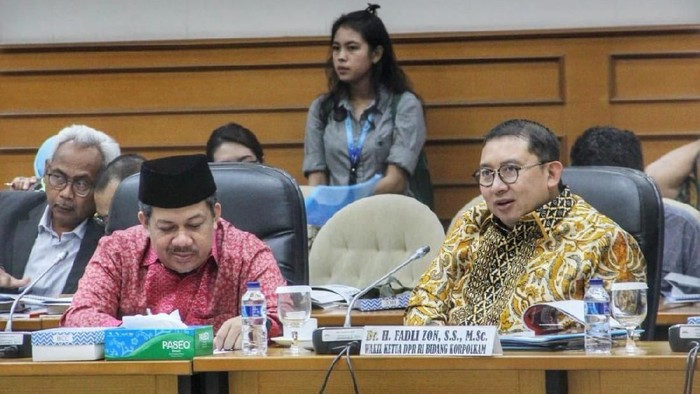 Fix! Fahri Hamzah-Fadli Zon Tak Tolak Penghargaan Jokowi