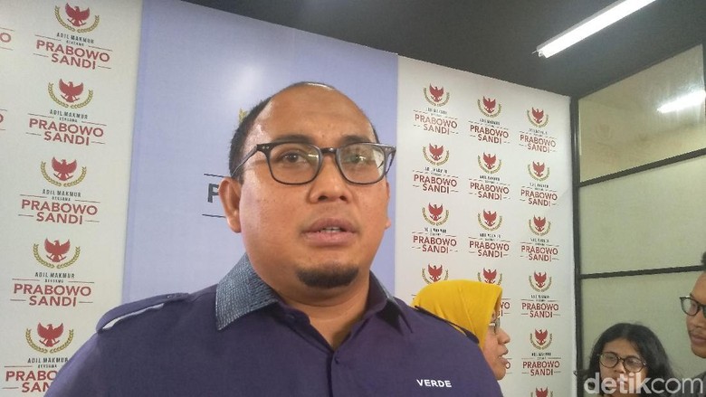 Relawan di Bekasi Sidak Gudang Kotak Suara, BPN: Itu Militansi