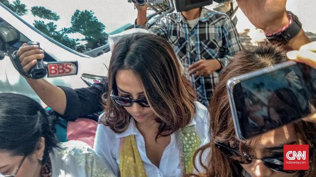 Vanessa Angel Pernah Ditawari Temani Menteri untuk 'Mimican'