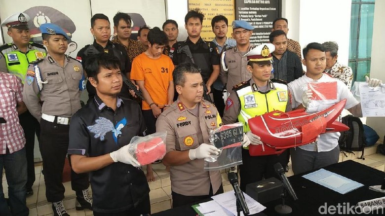 Adi Saputra Beli Motor yang Dibantingnya Via Facebook Rp 3 Juta