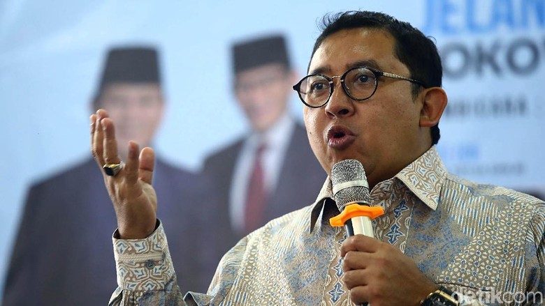 Polisi Temukan Amplop dari Massa Demo Ricuh Dini Hari, Fadli Zon: Hoax!