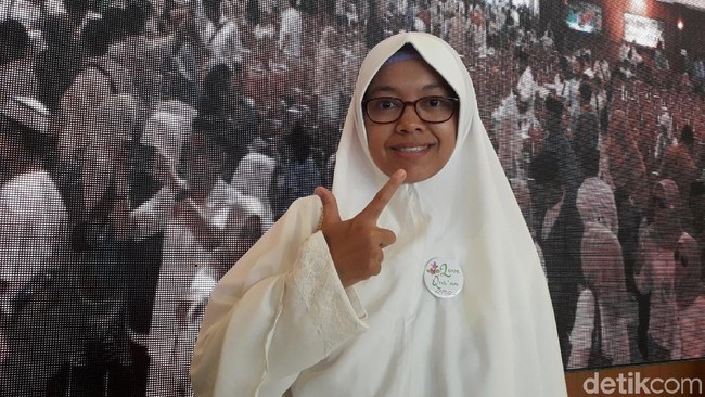 PKS Doakan Caleg PKS Fransisca Santa Clause: Semoga Namanya Jadi Berkah