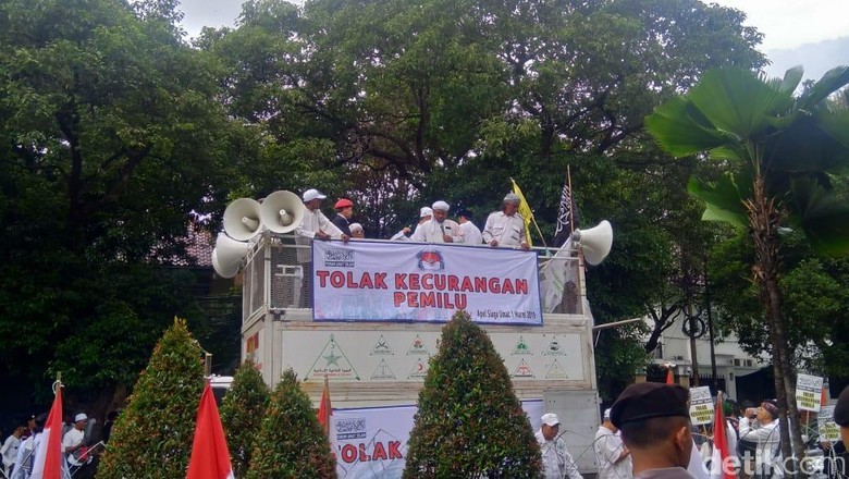 Novel Bamukmin: Kalau KPU Tidak Netral, Kita Wajib Bubarkan
