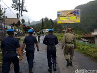 Damainya Hari Raya Nyepi di Bromo, Muslim Menjaga Hindu