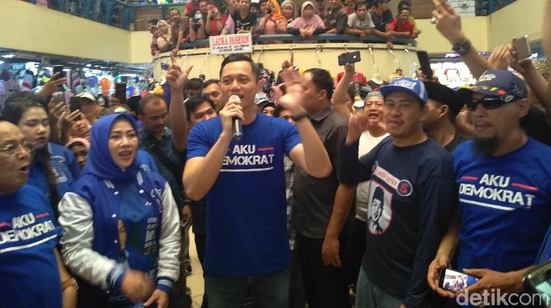 Popularitas Prabowo Kian Melejit, Warning untuk Jokowi