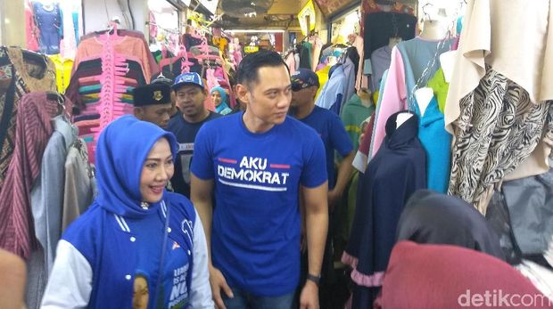 Popularitas Prabowo Kian Melejit, Warning untuk Jokowi
