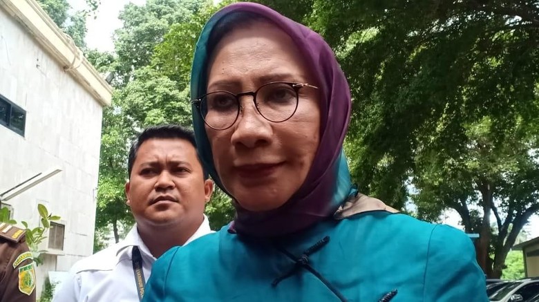 Ratna Sarumpaet: Saya Cantik dari Lahir, Hanya Sedot Lemak