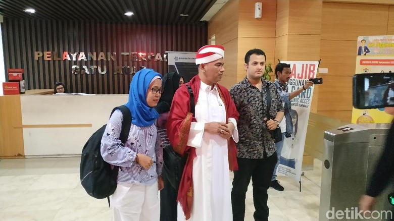 Teka-teki Pemecatan Nurullita Usai Datangi Acara Jokowi