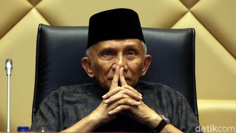 Tim Jokowi Menentang Habis People Power Ala Amien Rais