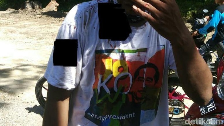 Sebelum Dikeroyok, Yuli Mengaku Dipaksa Massa Pro Prabowo Copot Kaus Jokowi