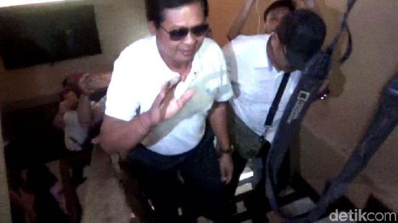 Kasus Penipuan Rp 149 M, Eks Wagub Bali Sudikerta Diciduk di Bandara!