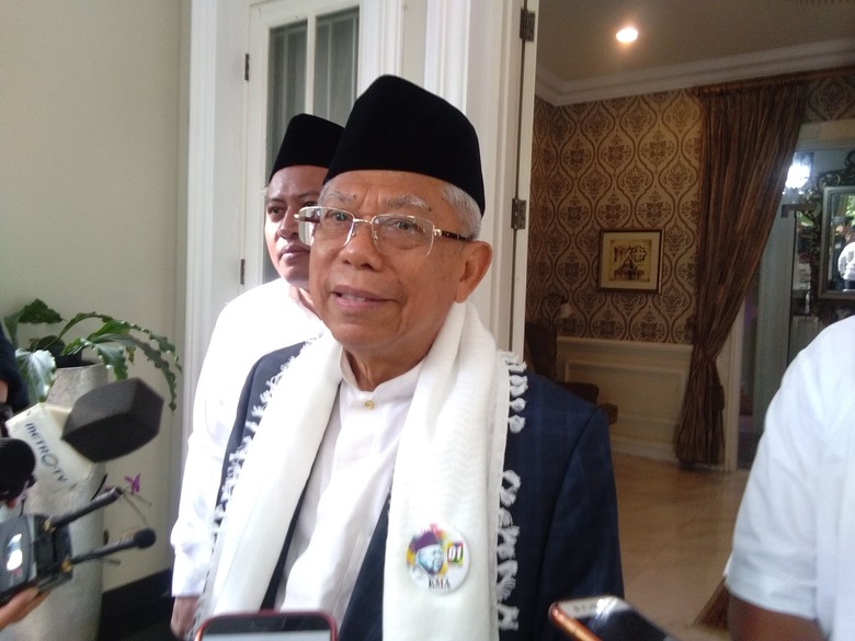 Tanggapi Salat Saf Campur di Kampanye Prabowo, Ma'ruf: Mestinya Dipisah