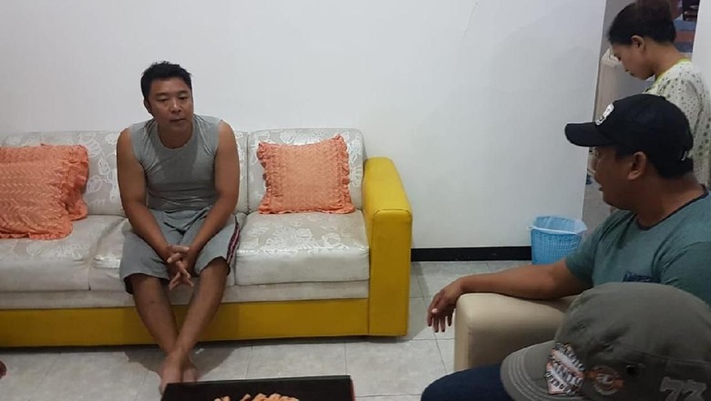 Wanita Cina Putih Putih Sungguh Menggoda