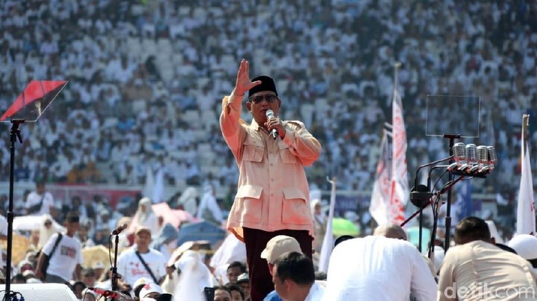 Prabowo Kenalkan 'Calon Menteri': Gatot Nurmantyo, Rocky Gerung, hingga Fahri