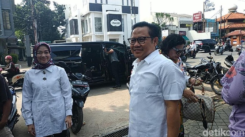 Dipanggil 'Beib' oleh Andi Arief, Tsamara Amany Geli