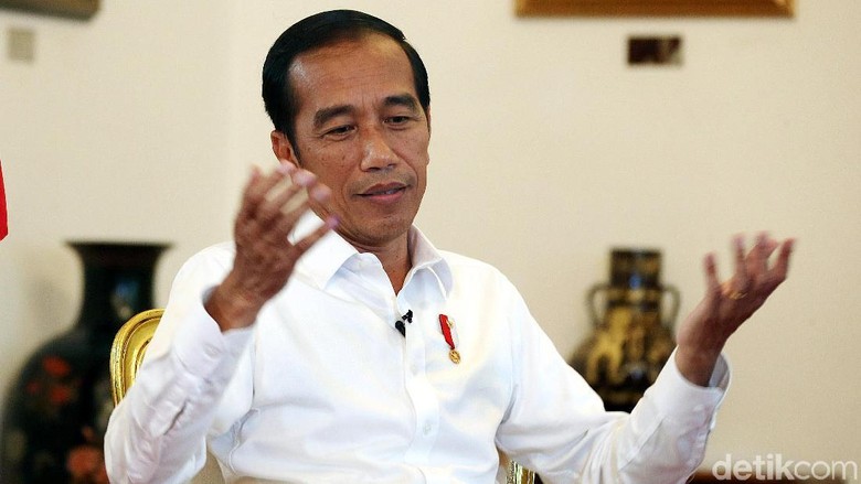Gerindra: Tak Hanya PAN-PD, Jokowi Juga Tawarkan Kursi Menteri ke Kami
