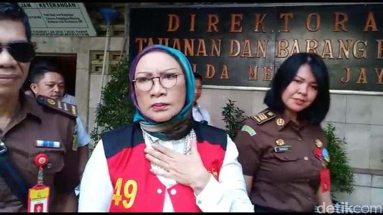 rocky-gerung-dan-tompi-jadi-saksi-ratna-sarumpaet-nggak-perlu