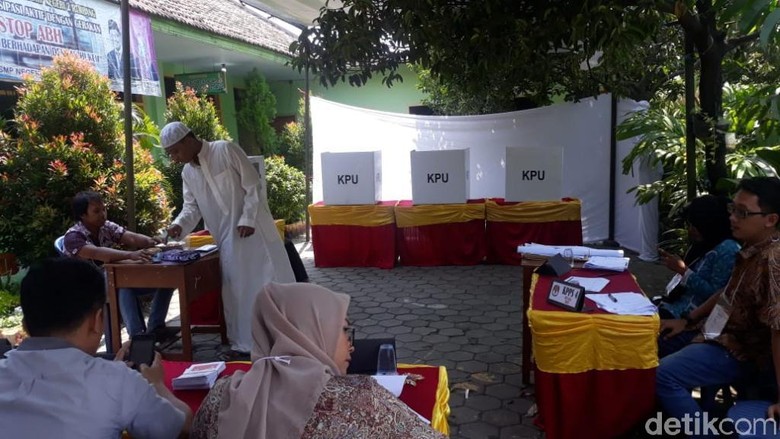 Coblosan Ulang di 2 TPS Ponpes Dalwa, Prabowo-Sandi Tetap Menang Telak