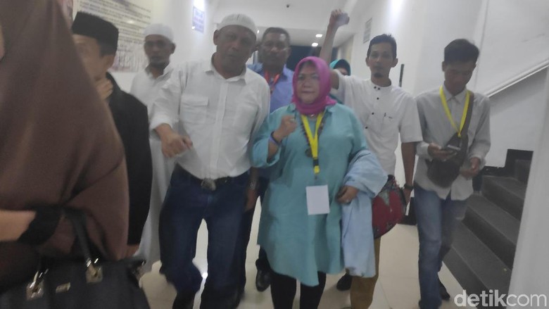 Kondisi Drop, Pemeriksaan Eggi Sudjana Dilanjut Jumat Depan