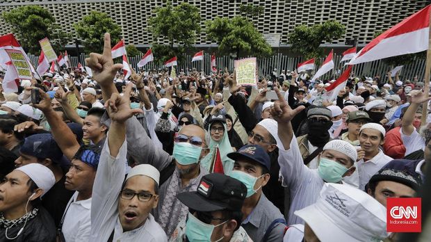 TNI dan Polri Dapat Sumbangan 600 Makanan dari Yayasan Ibnu Sina Peduli