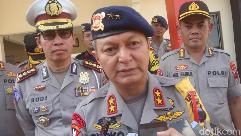 densus-88-telusuri-jejak-komunikasi-rofik-pelaku-bom-kartasura