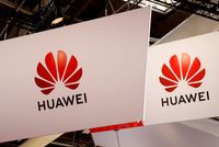 Rakyat China Bersatu Dukung Huawei, Tinggalkan Apple iPhone Amerika