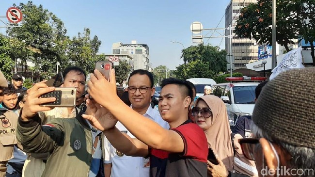 Kisah Sedih Pedagang Tanah Abang, Merana Karena Demo

