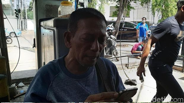 Warung Kopi Dijarah Massa Perusuh 22 Mei, Rajab Tegar Rugi Rp 50 Juta