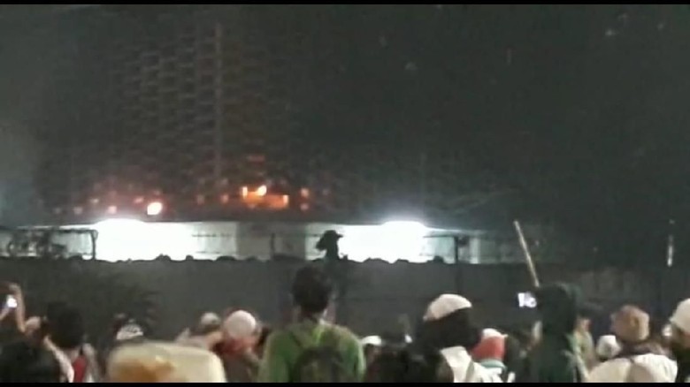 Gedung Bawaslu Sempat Terbakar, Diduga Dilempar Molotov