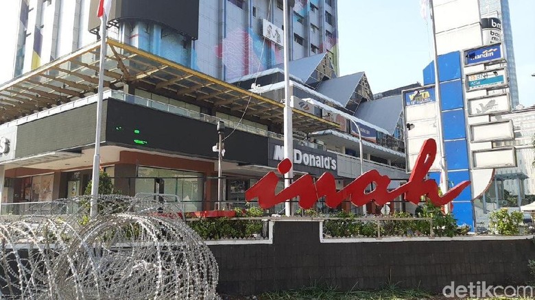 Kala Logo 'Sarinah' Jadi 'Inah' Gara-gara Rusuh 22 Mei